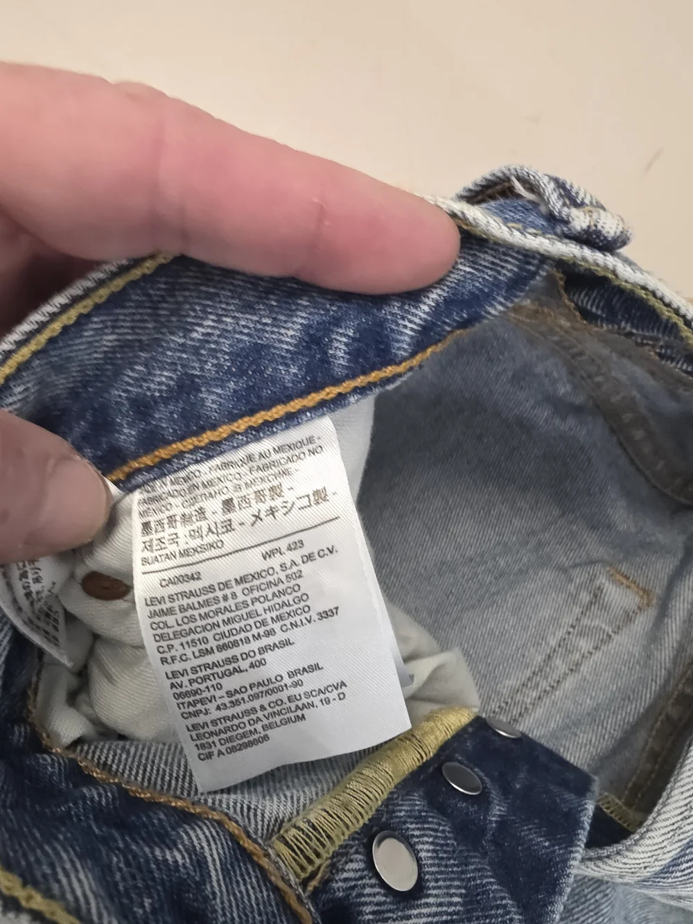 Levi's 501 Button Fly Jeans Men's Size 32x30 - Picture 4 of 8